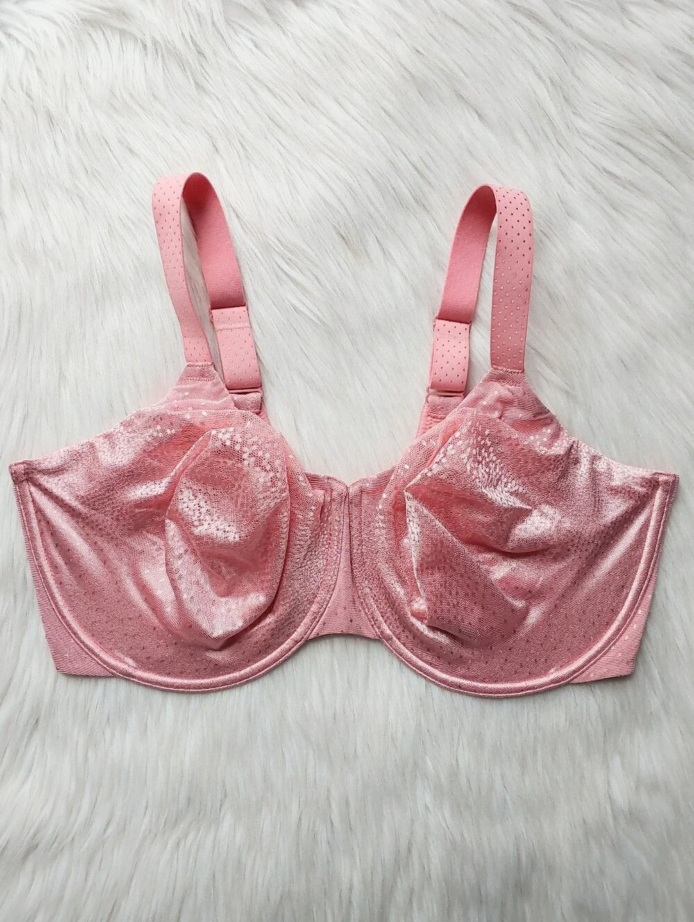 Wacoal Smoothing Unlined Underwire Bra in a Bubble Gum Pink/ Rose, 40H